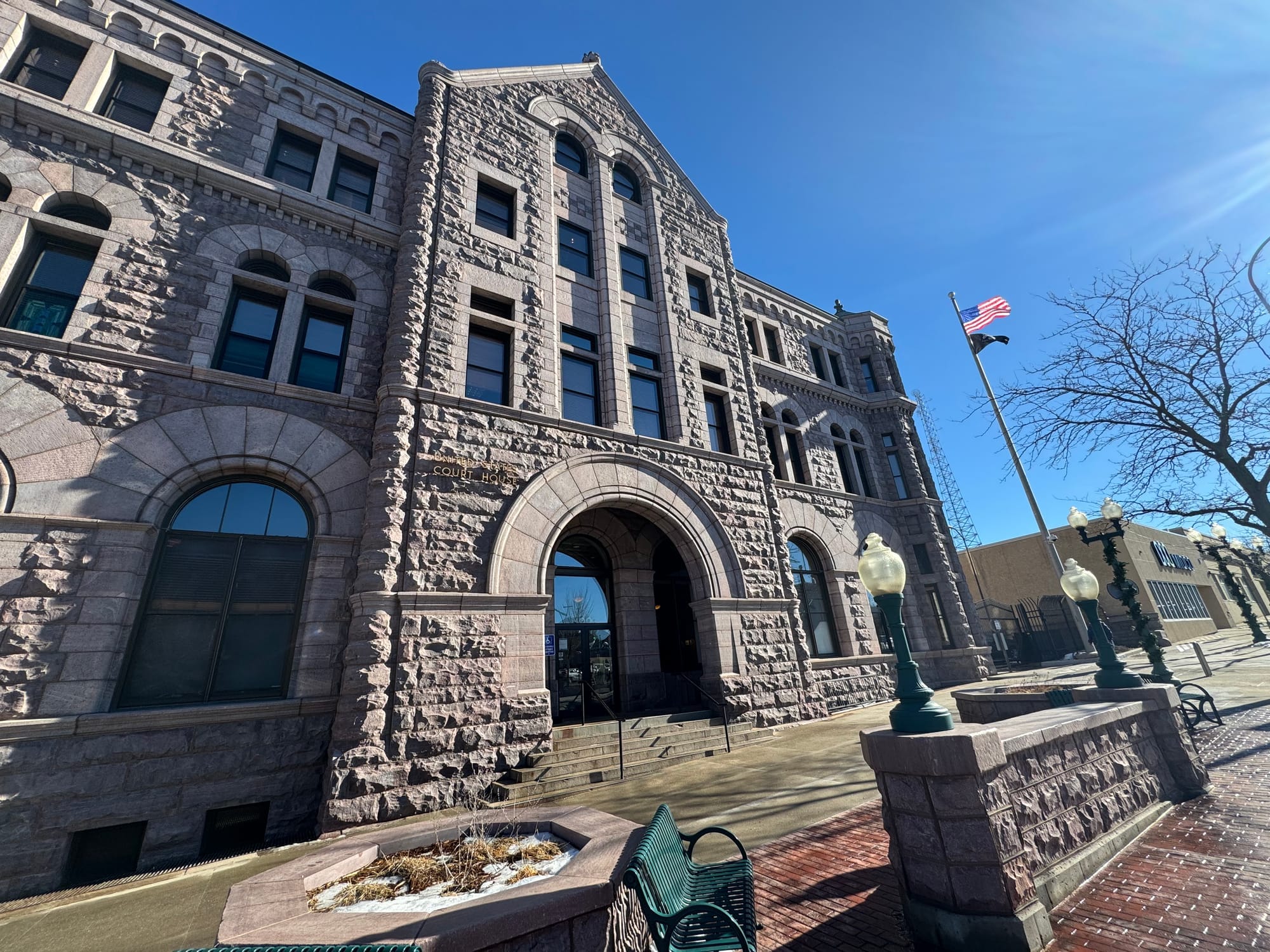 The exterior of the federal courthouse in Sioux Falls, South Dakota.