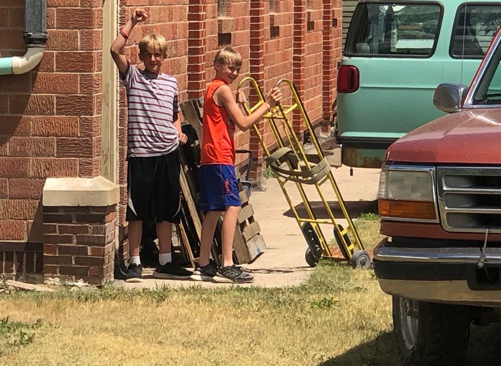 SPECIAL REPORT How four S.D. small towns are managing change Lemmon, ster, Edgemont and