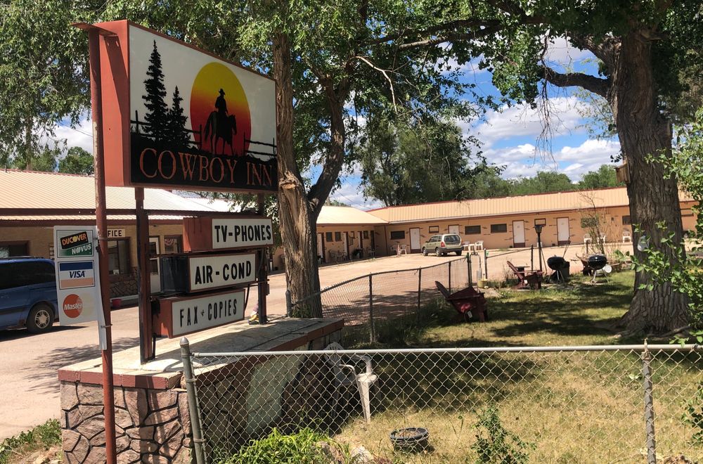 SPECIAL REPORT How four S.D. small towns are managing change Lemmon, ster, Edgemont and