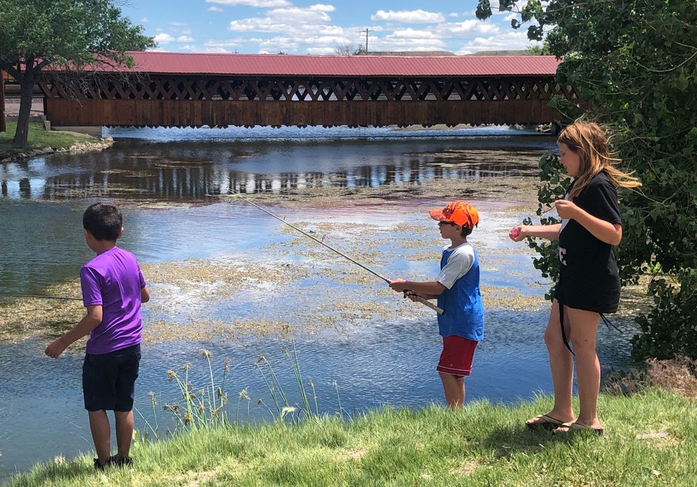 SPECIAL REPORT How four S.D. small towns are managing change Lemmon, ster, Edgemont and