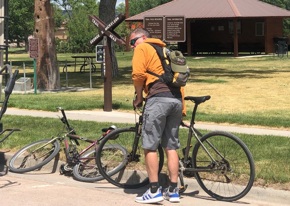 SPECIAL REPORT How four S.D. small towns are managing change Lemmon, ster, Edgemont and