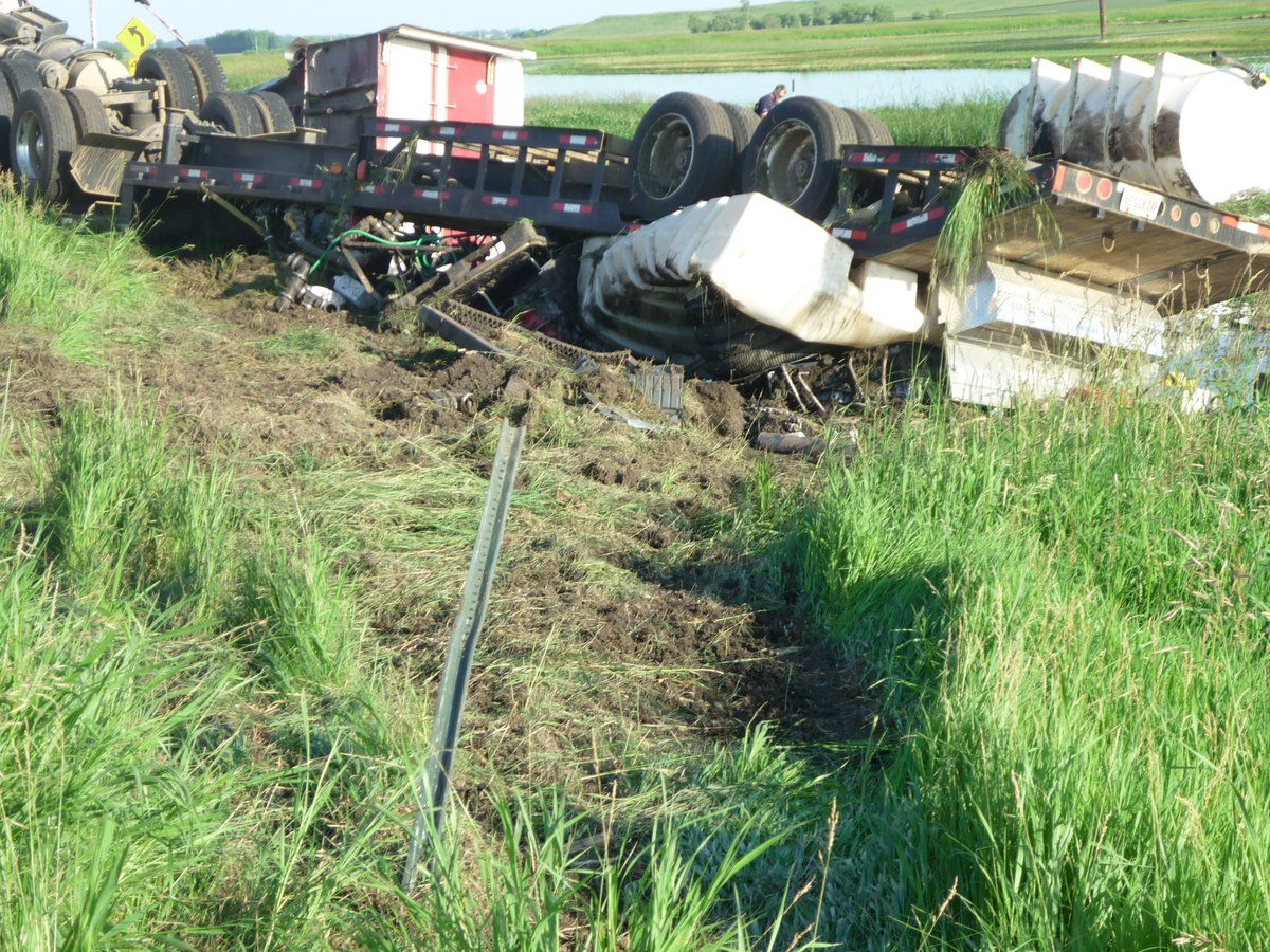 Truck crash sends Roundup and other herbicides into Big Sioux River