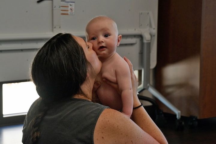 South Dakota moms bond over a shared experience: C-sections