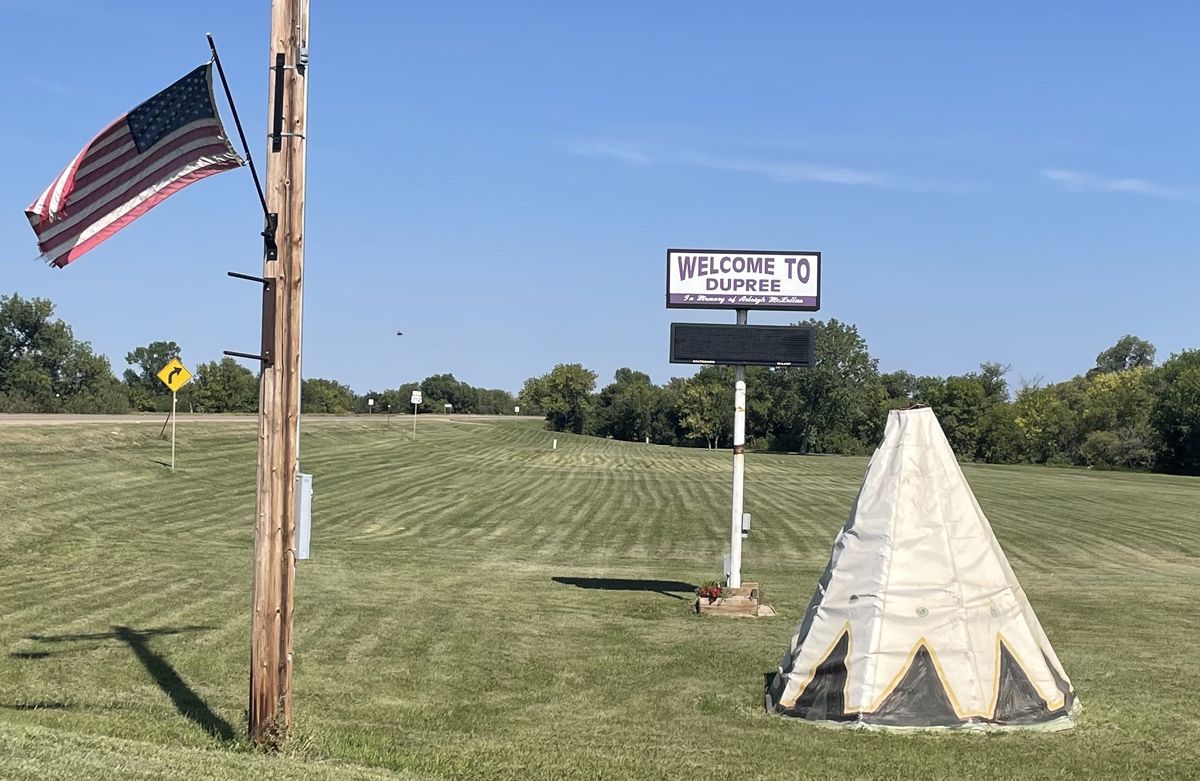 Cheyenne River Tribe bans Dupree School District employees